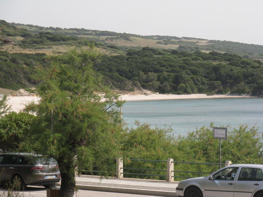 Borgo Spiaggia Vista Mare ايزولا روسا المظهر الخارجي الصورة