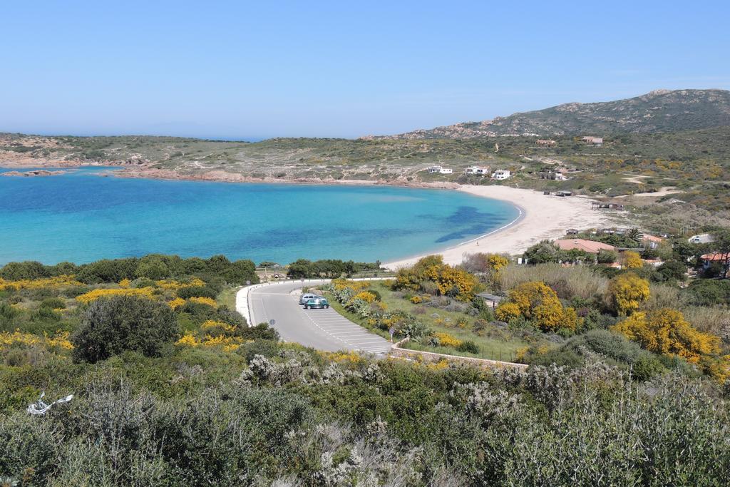 Borgo Spiaggia Vista Mare ايزولا روسا المظهر الخارجي الصورة