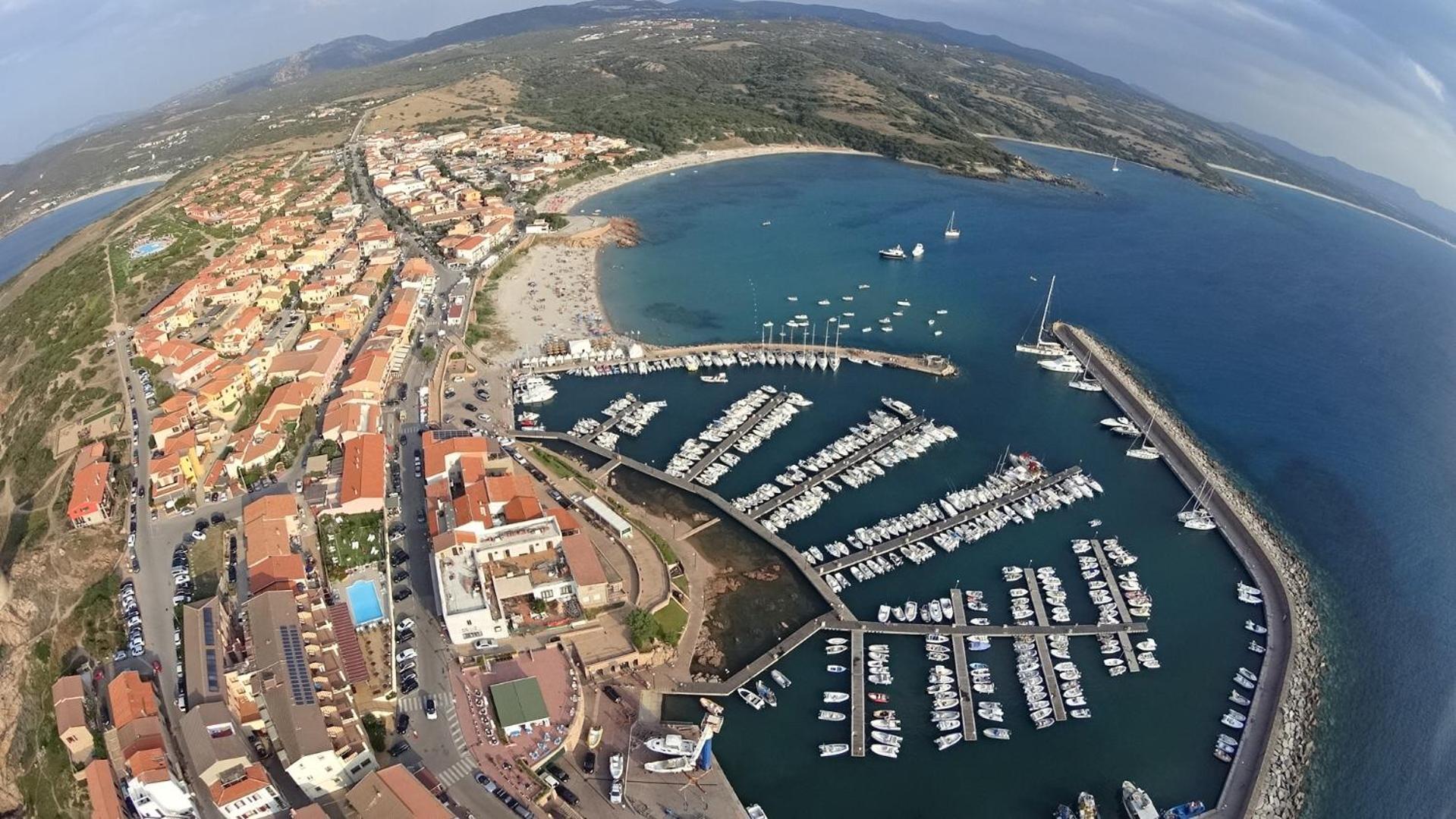 Borgo Spiaggia Vista Mare ايزولا روسا المظهر الخارجي الصورة