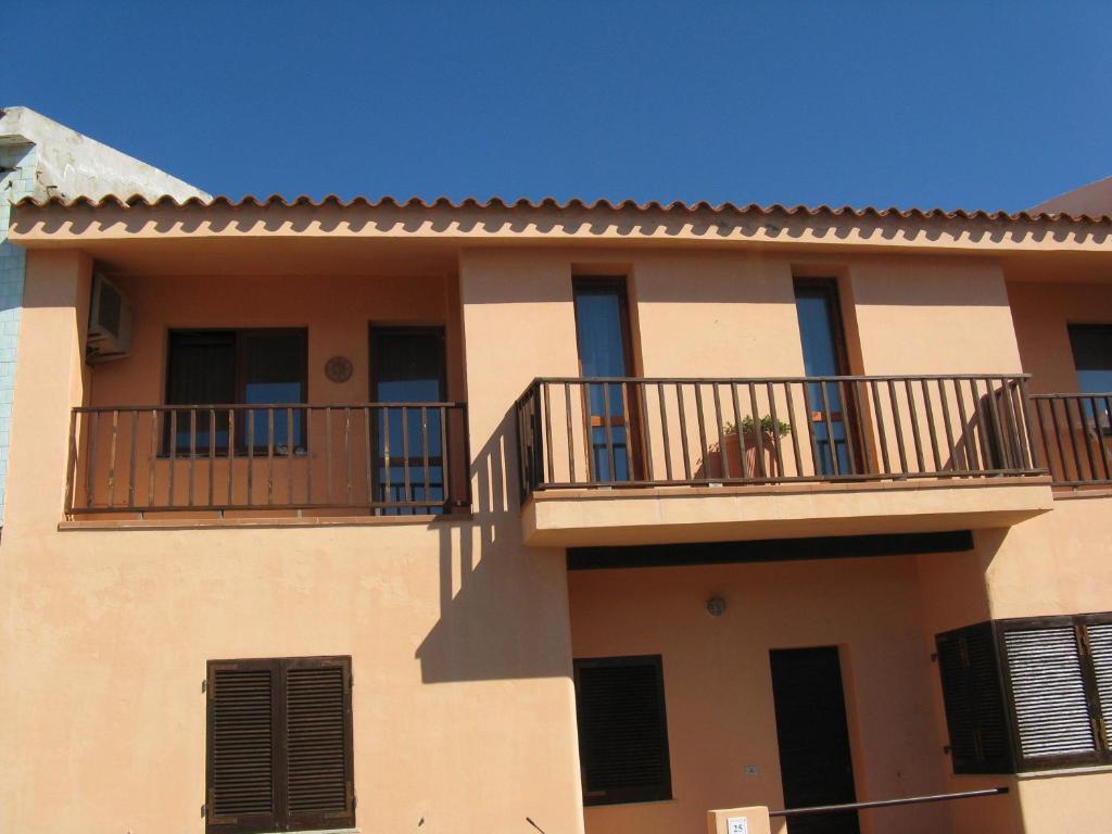 Borgo Spiaggia Vista Mare ايزولا روسا الغرفة الصورة